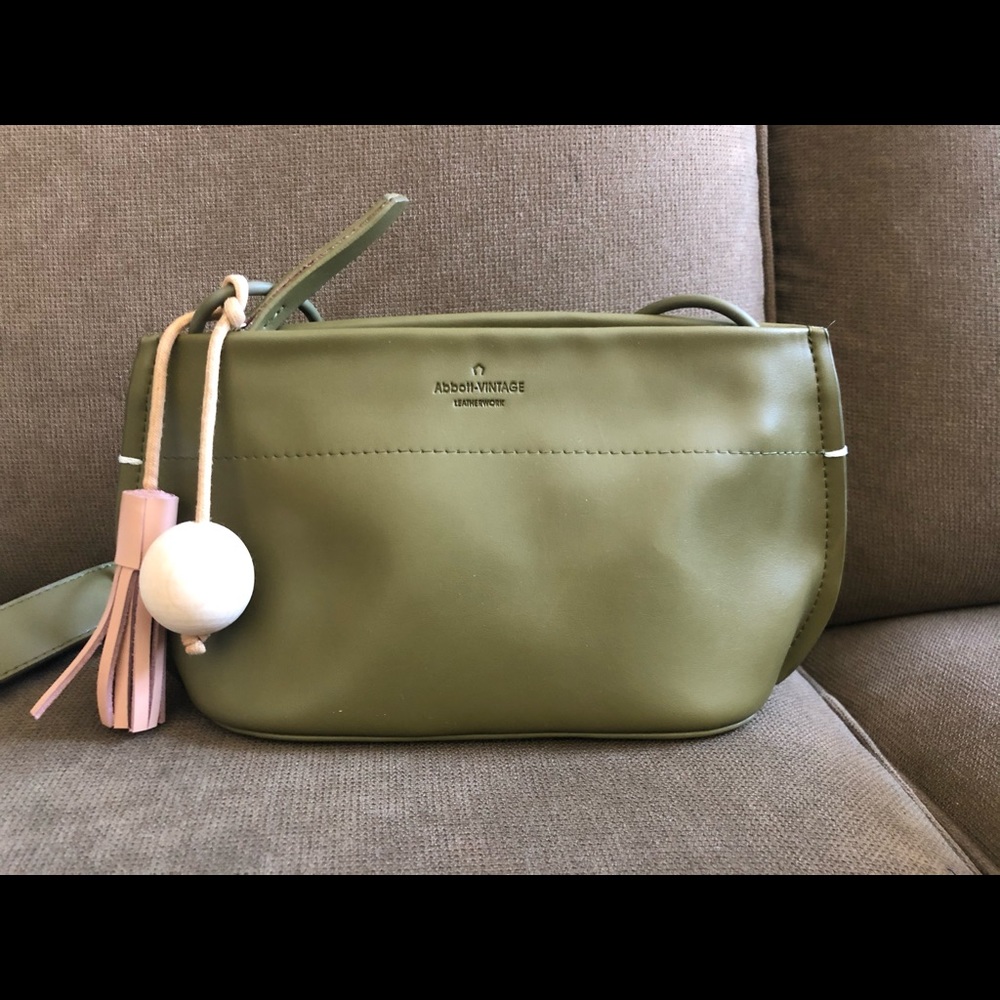 Abbott Vintage Green crossbody leather bag